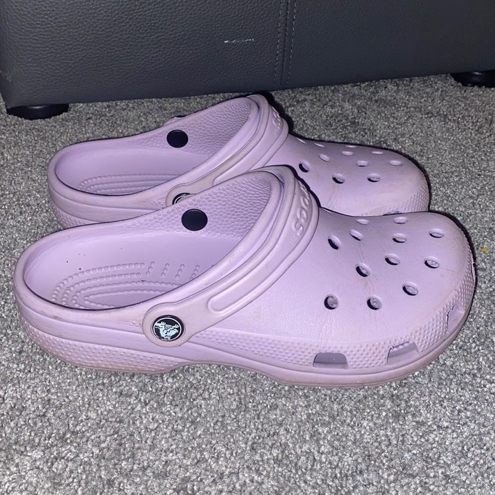 used purple crocs